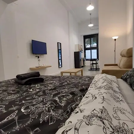 Luxury 1 A 5 Min De La Estacion De Bus Y Tren Maria Zambrano Apartment *